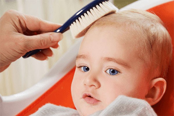 Выпадение волос у детей 3 лет причины